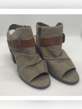 Blowfish Tan & Brown Peep-Toe Ankle Boots with Zippers, Size 8